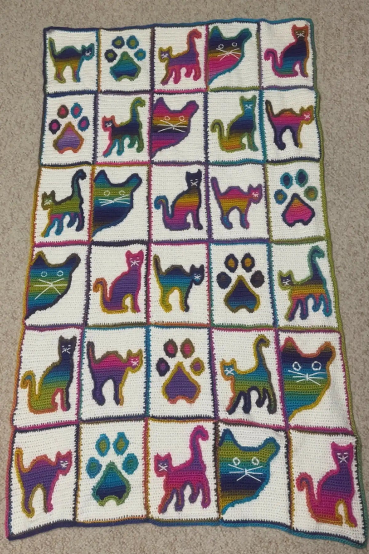 Cookie Cutter Cat: Afghan/Throw (Crochet)